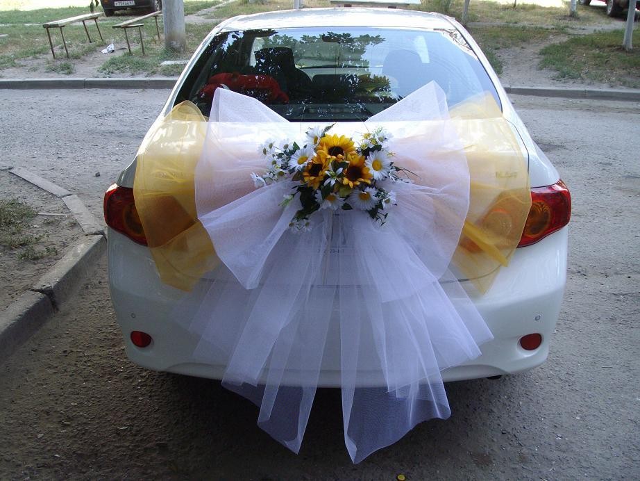 Как украсить машину на свадьбу своими руками? Украшение свадебных машин